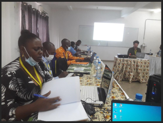 Gabonese scientists to learn to digitize and manage biodiversity data at a November 2021 workshop led by Greg Jongsma in Gabon.